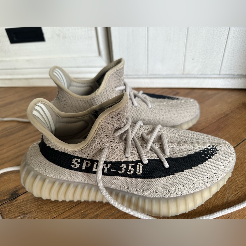 Yeezy Boost 350 Slate.